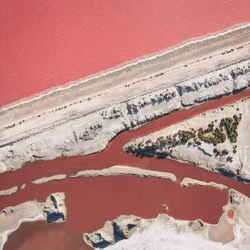 Baptême de l'air hélicoptère proche Aérodrome de Nîmes-Courbessac, à 35 min d'Arles Baptême de l'air hélicoptère proche Aérodrome de Nîmes-Courbessac, à 35 min d'Arles