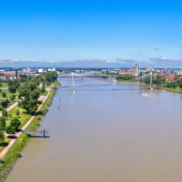 Aérodrome de Strasbourg Neuhof, Bas rhin (67) - Baptême de l'air hélicoptère Aérodrome de Strasbourg Neuhof, Bas rhin (67) - Baptême de l'air hélicoptère