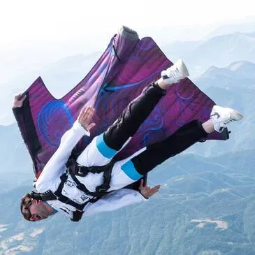 Vol en Wingsuit Tandem près de Saint-Malo