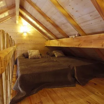 Arbis, à 50 min de Bordeaux, Gironde (33) - Weekend et Hébergement Insolite Arbis, à 50 min de Bordeaux, Gironde (33) - Weekend et Hébergement Insolite