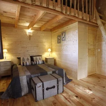 Weekend et Hébergement Insolite proche Arbis, à 50 min de Bordeaux Weekend et Hébergement Insolite proche Arbis, à 50 min de Bordeaux