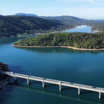 Activité Insolite en région PACA et Corse Activité Insolite en région PACA et Corse