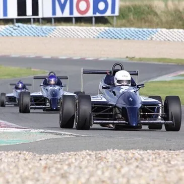 Stage de Pilotage Monoplace en région Picardie Stage de Pilotage Monoplace en région Picardie