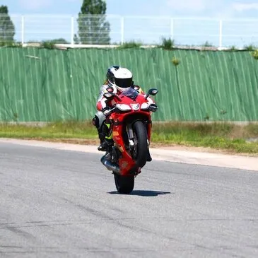 Baptême Moto sur Circuit, département Côte d&#39;or