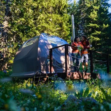Nuit en Alti-dôme près de Annecy Nuit en Alti-dôme près de Annecy