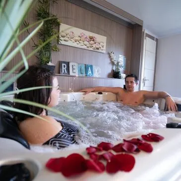 Ouffières, à 30 min de Caen, Calvados (14) - Weekend et Hébergement Insolite Ouffières, à 30 min de Caen, Calvados (14) - Weekend et Hébergement Insolite