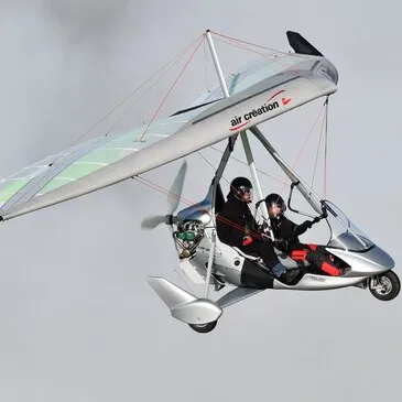 Baptême en ULM Pendulaire près de Tours Baptême en ULM Pendulaire près de Tours