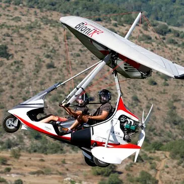 Baptême en ULM et Autogire en région Centre Baptême en ULM et Autogire en région Centre