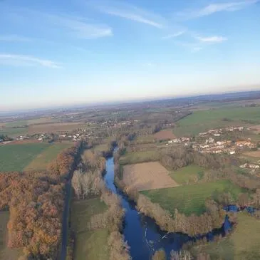 Aunac-sur-Charente, à 35 min d'Angoulême, Charente (16) - Baptême en ULM et Autogire Aunac-sur-Charente, à 35 min d'Angoulême, Charente (16) - Baptême en ULM et Autogire