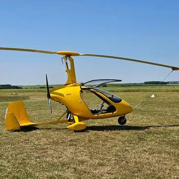 Baptême en ULM et Autogire proche Aunac-sur-Charente, à 35 min d'Angoulême Baptême en ULM et Autogire proche Aunac-sur-Charente, à 35 min d'Angoulême