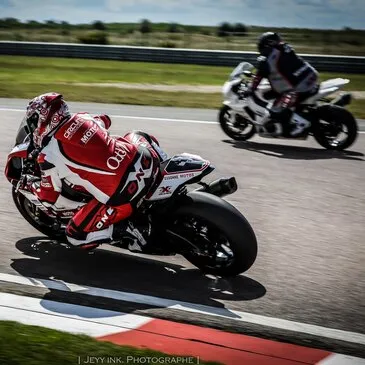 Stage de pilotage moto en région Ile-de-France Stage de pilotage moto en région Ile-de-France