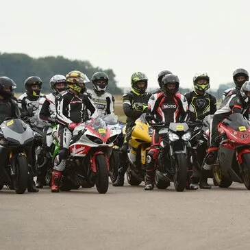 Circuit de la Ferté-Gaucher, Seine et marne (77) - Stage de pilotage moto Circuit de la Ferté-Gaucher, Seine et marne (77) - Stage de pilotage moto