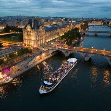 Balade en Bateau et Dîner sur la Seine à Paris Balade en Bateau et Dîner sur la Seine à Paris