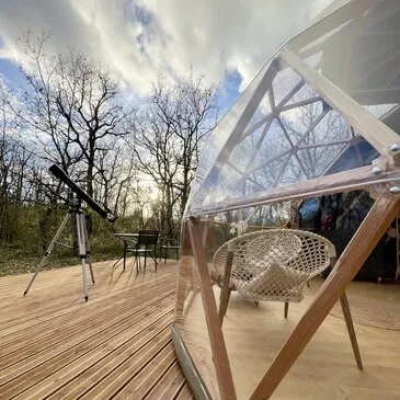 Nuit en Dôme près de Montauban en région Midi-Pyrénées Nuit en Dôme près de Montauban en région Midi-Pyrénées