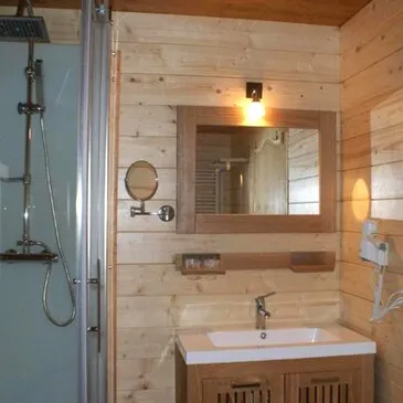 Weekend et Hébergement Insolite en région Auvergne Weekend et Hébergement Insolite en région Auvergne