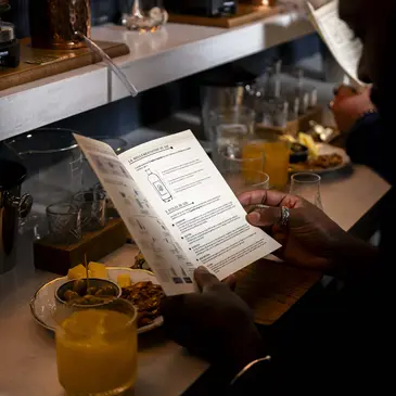 Atelier Fabrication de Gin à Paris 1er en région Ile-de-France Atelier Fabrication de Gin à Paris 1er en région Ile-de-France