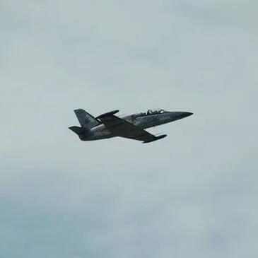 Aéroport de Grenoble-Isère, à 1h de Lyon, Rhône (69) - Vol avion de chasse Aéroport de Grenoble-Isère, à 1h de Lyon, Rhône (69) - Vol avion de chasse