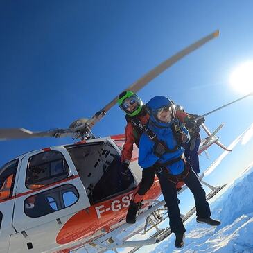 Saut en Parachute depuis un Hélicoptère à l&#39;Alpe d&#39;Huez
