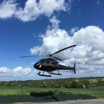 Baptême de l'air hélicoptère en région Bretagne Baptême de l'air hélicoptère en région Bretagne