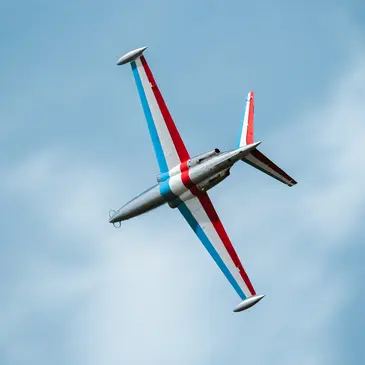 Vol en Avion de Chasse Fouga près d'Amiens - La Baie de Somme en région Picardie Vol en Avion de Chasse Fouga près d'Amiens - La Baie de Somme en région Picardie