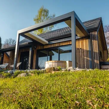 Lodge avec Spa Privatif dans le Parc des Volcans D'Auvergne Lodge avec Spa Privatif dans le Parc des Volcans D'Auvergne