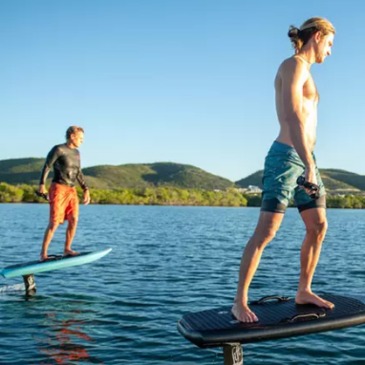 Initiation au Surf électrique à Foil à Deauville