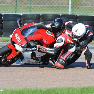 Baptême Sensations en Moto - Circuit de la Ferté-Gaucher