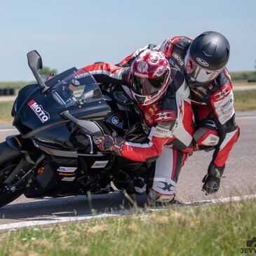 Baptême Moto sur Circuit en région Ile-de-France