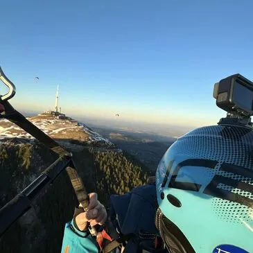Baptême en parapente proche Sommet du Puy de Dôme Baptême en parapente proche Sommet du Puy de Dôme