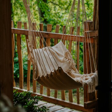 Cabane sur Pilotis avec Spa Privatif près de Bordeaux en région Aquitaine