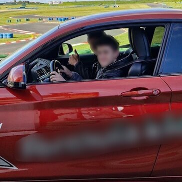 Stage de Pilotage Enfant en BMW M2 Compétition à Magny-Cours