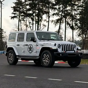 Stage de Pilotage Enfant en BMW M2 Compétition près d'Orléans en région Centre