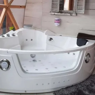 Carnoules, à 30 min de Toulon, Var (83) - Weekend et Hébergement Insolite Carnoules, à 30 min de Toulon, Var (83) - Weekend et Hébergement Insolite