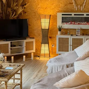Nuit en Dôme avec Spa et Sauna Privatifs près de Carcassonne en région Languedoc-Roussillon Nuit en Dôme avec Spa et Sauna Privatifs près de Carcassonne en région Languedoc-Roussillon