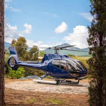 Baptême de l'air hélicoptère, département Corse du Sud Baptême de l'air hélicoptère, département Corse du Sud