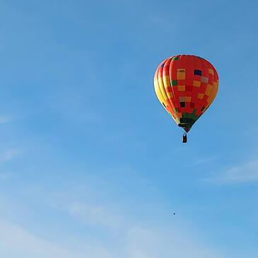 Vol en Montgolfière au Château de Lapalisse en région Auvergne