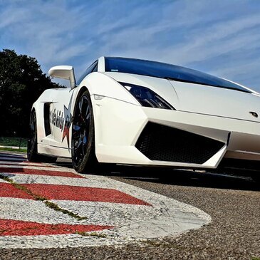 Stage de Pilotage Enfant en Lamborghini - Circuit d&#39;Abbeville