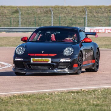 Stage de Pilotage Enfant en Porsche - Circuit de Haute Saintonge en région Poitou-Charentes