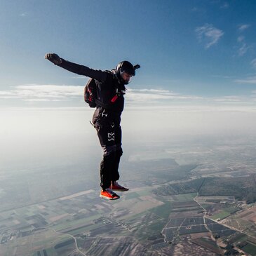 Stage Parachutisme PAC proche Laloubère, à 10 de Tarbes