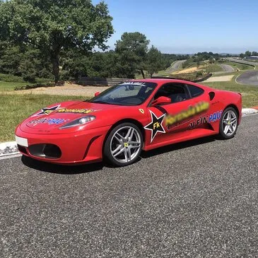 Stage Enfant en Ferrari F430 - Circuit de Chambley en région Lorraine Stage Enfant en Ferrari F430 - Circuit de Chambley en région Lorraine
