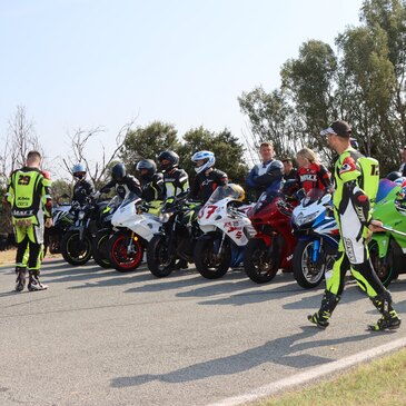 Stage de Pilotage Moto - Circuit d&#39;Alès en région Languedoc-Roussillon
