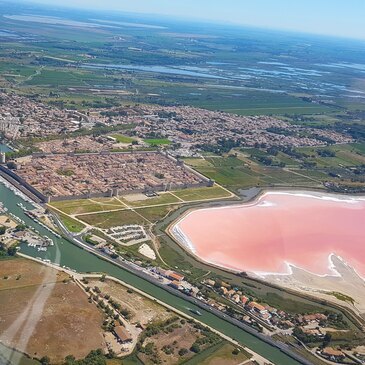 Aérodrome de Nîmes-Courbessac, à 50 min d&#39;Avignon, Vaucluse (84) - Baptême de l&#39;air hélicoptère