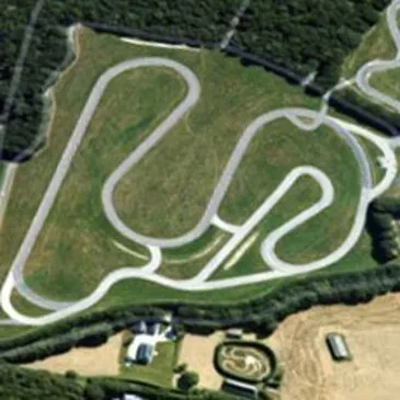 Stage de pilotage Porsche proche Circuit de Pont l&#39;Evêque