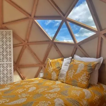 Nuit en Dôme dans les Monts d'Ardèche Nuit en Dôme dans les Monts d'Ardèche