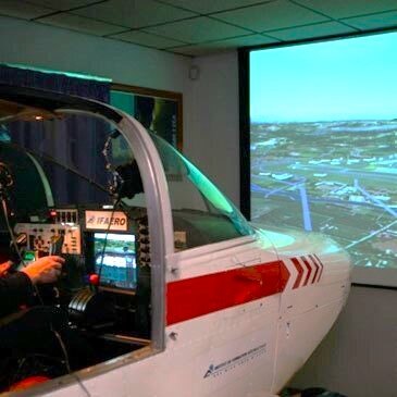 Simulateur de Vol en Avion à Cannes