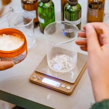 Atelier Fabrication Soins du Visage Bio à Paris 18eme Atelier Fabrication Soins du Visage Bio à Paris 18eme