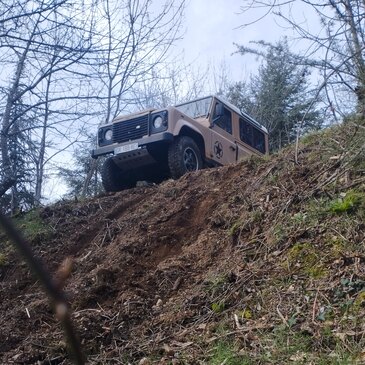 Stage de pilotage 4x4 proche Roiffieux