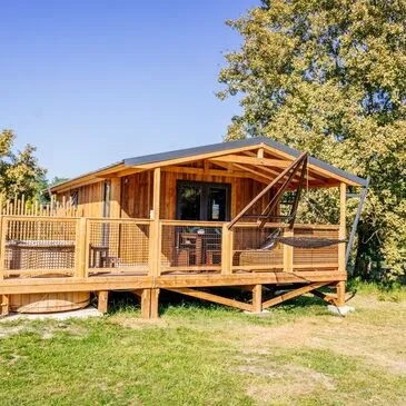 Nuit en Lodge avec Spa Privatif près de Langon Nuit en Lodge avec Spa Privatif près de Langon