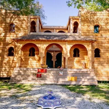 Nuit Insolite dans un Riad avec Spa Privatif près de Langon Nuit Insolite dans un Riad avec Spa Privatif près de Langon