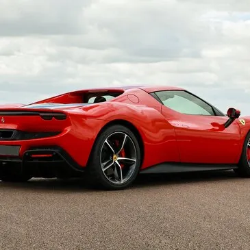 Stage en Ferrari 296 GTB - Circuit de Haute-Saintonge Stage en Ferrari 296 GTB - Circuit de Haute-Saintonge